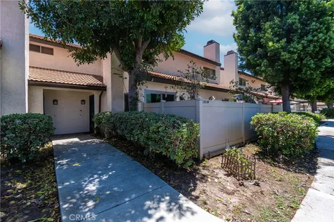 1419 W San Bernardino Road Unit F, Covina, CA 91722
