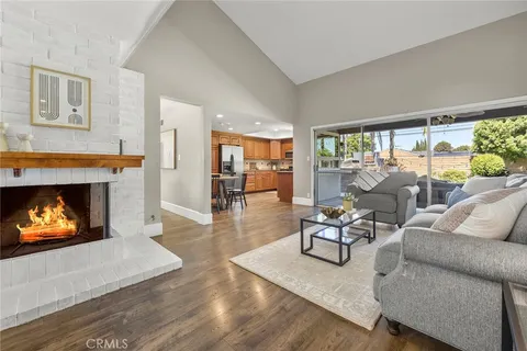 13075 Wickshire Lane, Tustin, CA 92782