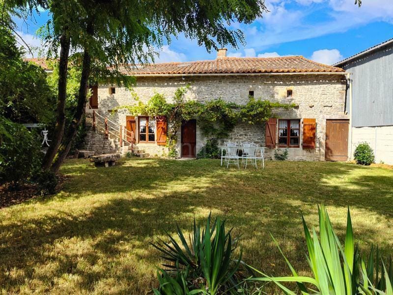 Poitou-Charentes, Deux-Sèvres, Lezay, France