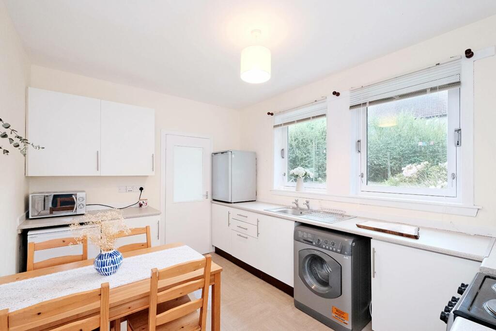 Additional image 5 of 9 Aboyne Gardens, Aberdeen, AB10 7BW