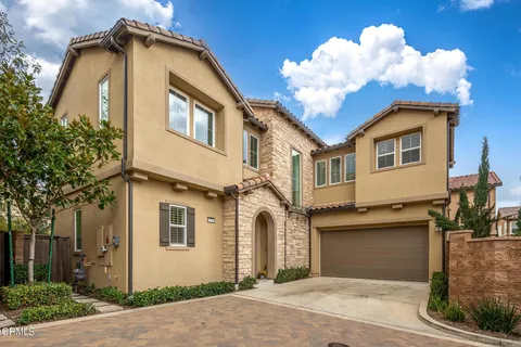 20744 Bur Oak Circle, Porter Ranch, CA 91326