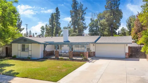 23058 Cohasset Street, West Hills, CA 91307