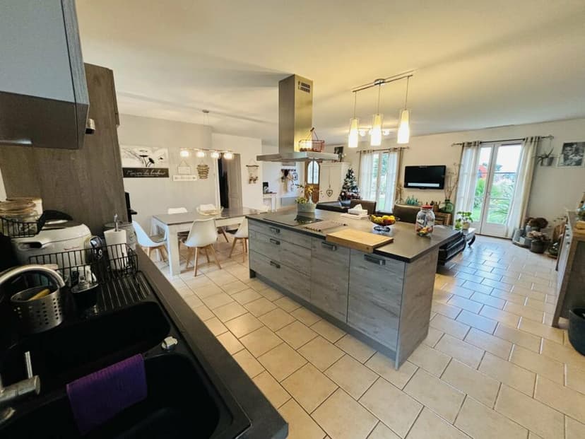 Additional image 3 of Centre, Indre, Le Blanc, France