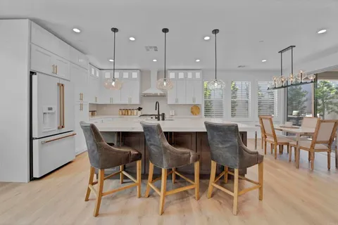 7972 Lusardi Creek Lane, San Diego, CA 92127