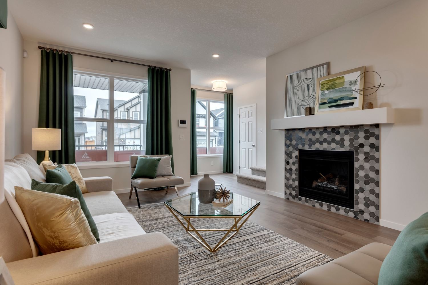 Additional image 13 of Seton