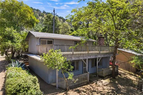 2695 Oakhurst Avenue, Clearlake, CA 95422