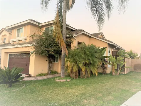 2512 W Halfmoon Drive, Anaheim, CA 92804