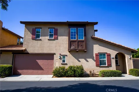 1638 Green Hills Place, Perris, CA 92571