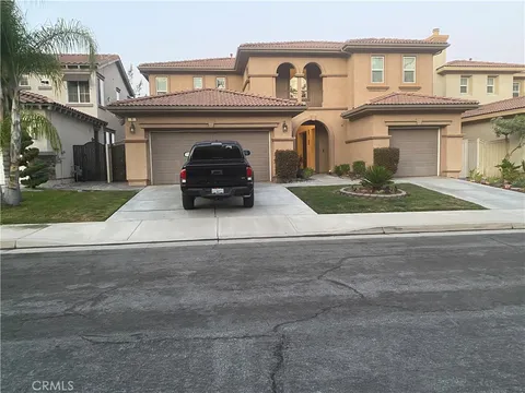 9 Plaza Modena, Lake Elsinore, CA 92532