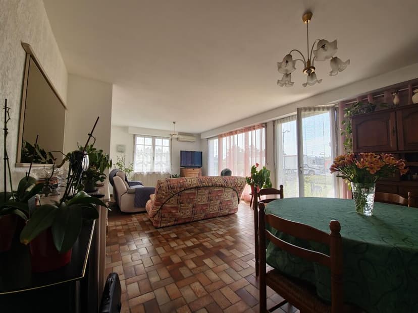 Additional image 3 of Pays de la Loire, Vendée, St-Jean-de-Beugné, France