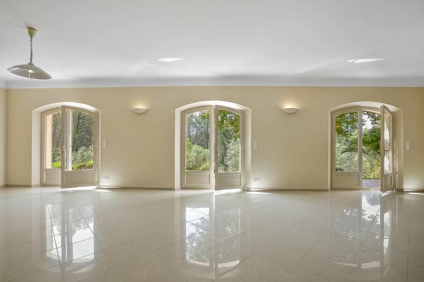 Additional image 3 of Draguignan, Provence-Alpes-Cote d'Azur, 83300, France