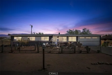 8164 Greenwood Avenue, California City, CA 93505