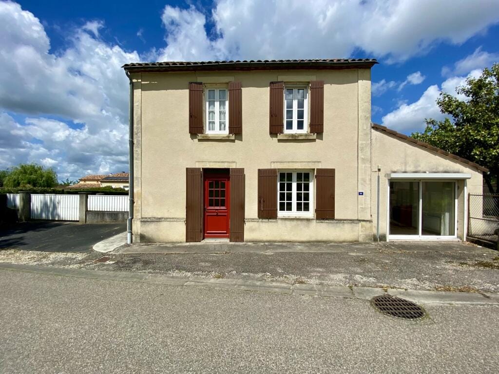 Primary image of Aquitaine, Lot-et-Garonne, St-Aubin, France