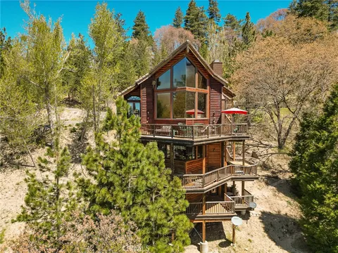 30097 Enchanted Way, Running Springs, CA 92382