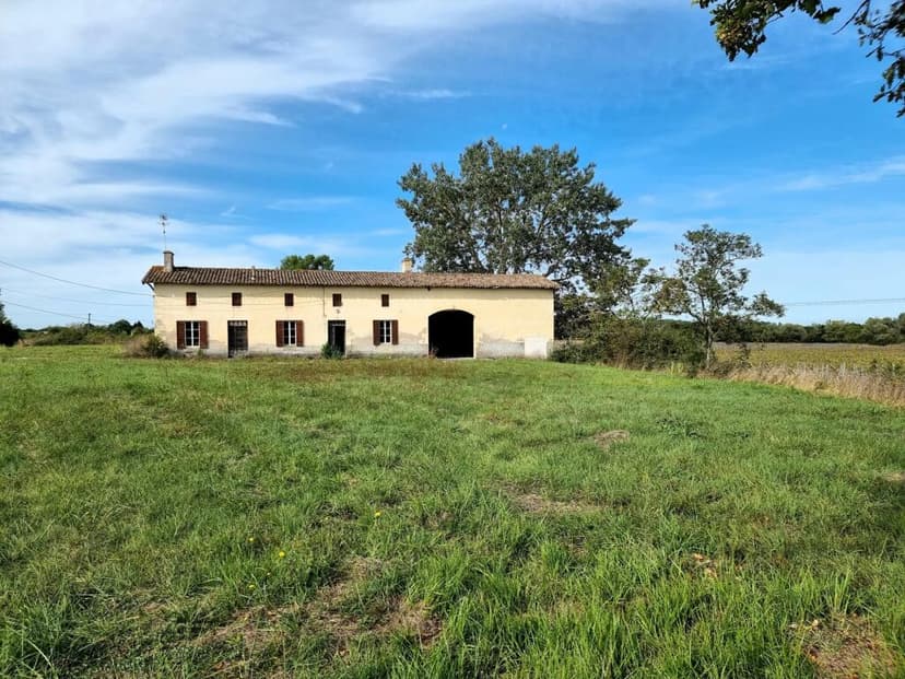 Additional image 3 of Aquitaine, Gironde, Sauveterre-de-Guyenne, France