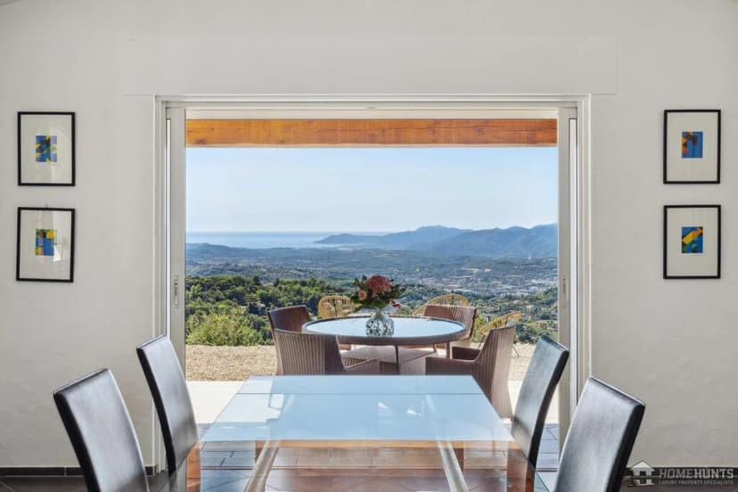 Additional image 3 of Provence-Alps-Cote d`Azur, Alpes-Maritimes, Chateauneuf De Grasse, France