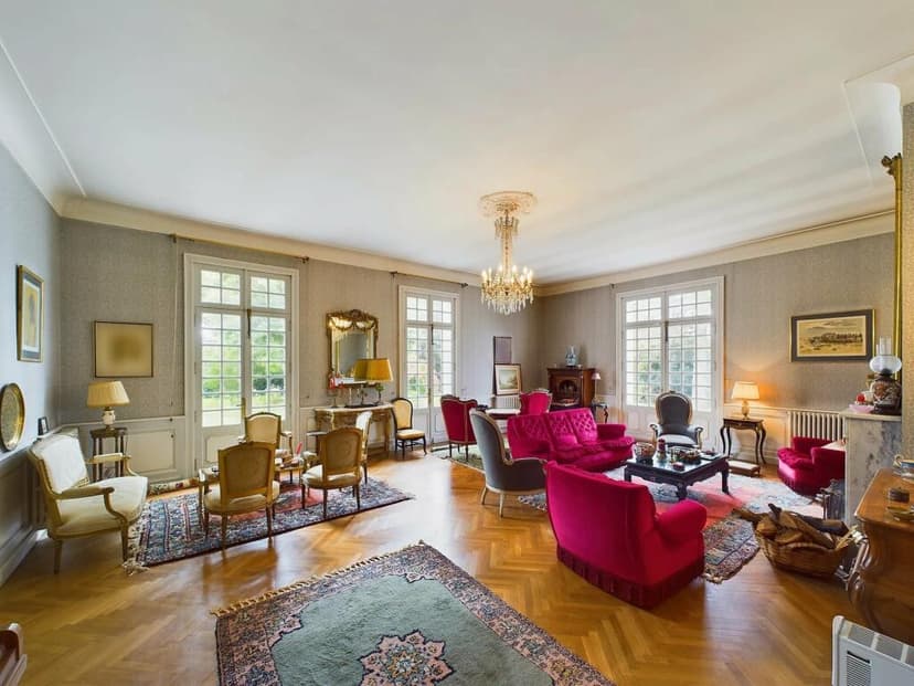 Additional image 2 of Aquitaine, Lot-et-Garonne, Aiguillon, France