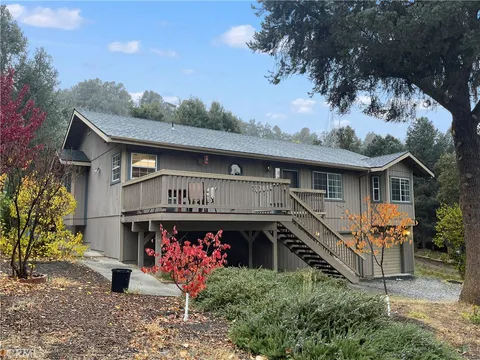 2411 Glacier Drive, Pine Mountain Club, CA 93225