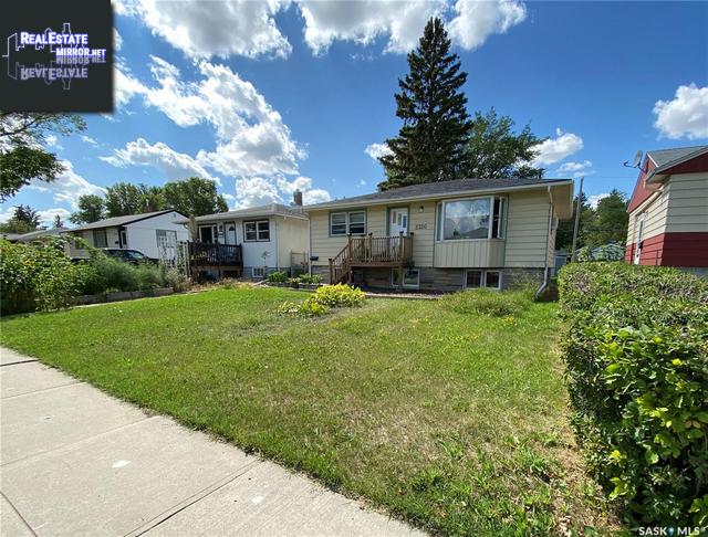 2320 Francis Street, Regina, Saskatchewan, S4N2P7, Canada