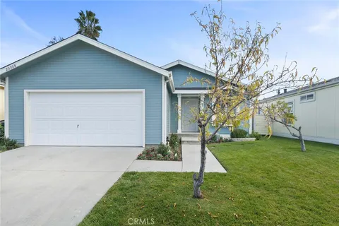 20008 Crestview Drive, Canyon Country, CA 91351