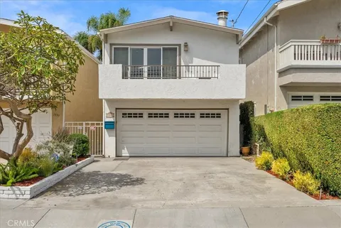 1541 Steinhart Avenue, Redondo Beach, CA 90278
