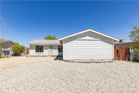 11013 Rome Beauty Dr, California City, CA 93505