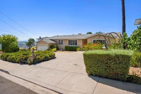 6658 Linda Ln, San Diego, CA 92120