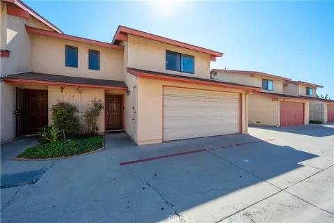 645 E Newlove Drive Unit C, Santa Maria, CA 93454