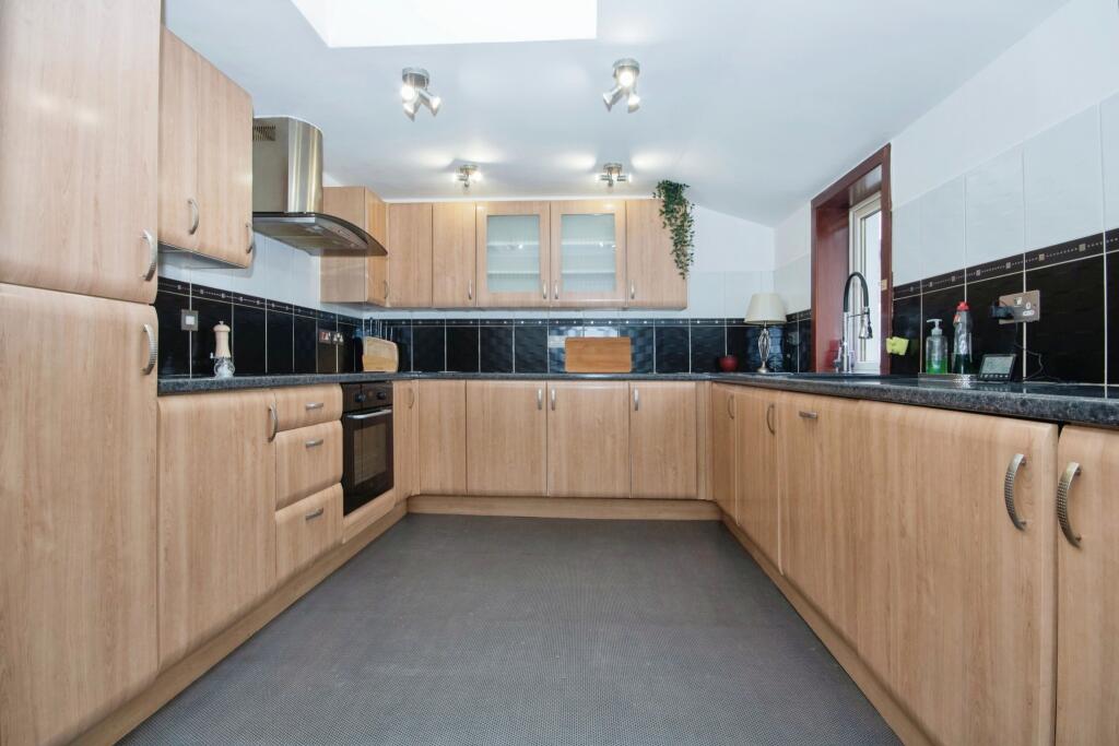 Additional image 6 of Bartlet Place, Banff, AB45