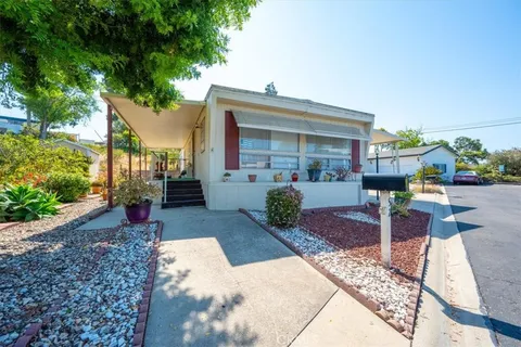 355 W Clark Avenue Unit 52, Santa Maria, CA 93455