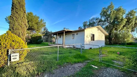 1844 El Cajon Lane, Ramona, CA 92065