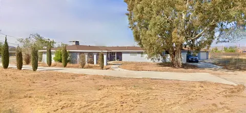 13721 Mohawk Road, Apple Valley, CA 92307