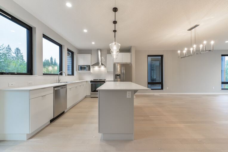 Additional image 20 of Pivot