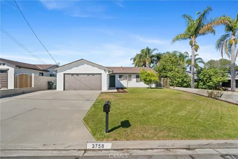 Primary image of 3758 La Colusa Drive, San Marcos, CA 92078