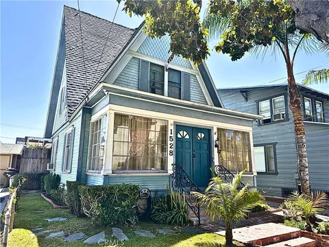 1528 E Appleton Street, Long Beach, CA 90802