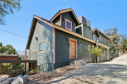 11039 Summit Trail, Sylmar, CA 91342