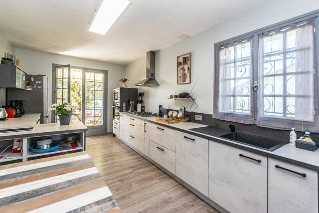 Additional image 3 of Miramont-De-Guyenn, Aquitaine, 47800, France