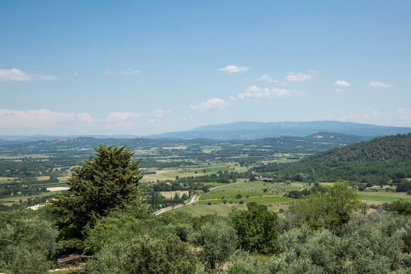 Additional image 2 of Provence-Alps-Cote d`Azur, Vaucluse, Gordes, France