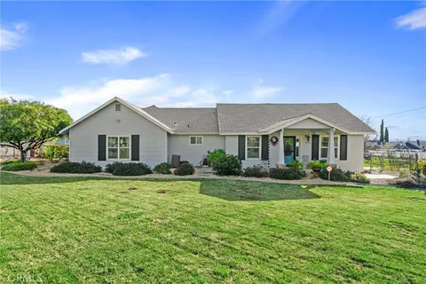 35145 Avenue E, Yucaipa, CA 92399