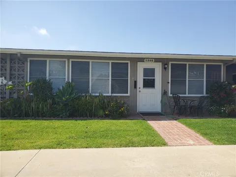 13371 Danbury Lane Unit 136E, Seal Beach, CA 90740