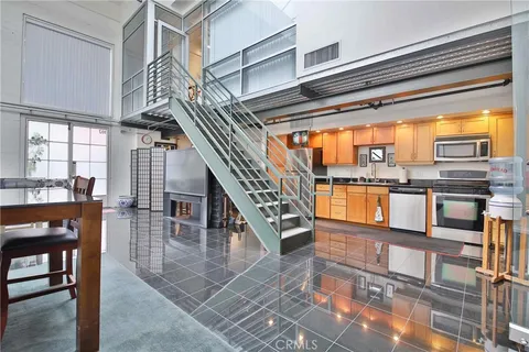 420 S San Pedro Street Unit 102, Los Angeles, CA 90013
