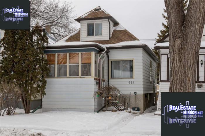 Primary image of 691 Rosedale AveWinnipeg, Manitoba, R3L1M7, Canada