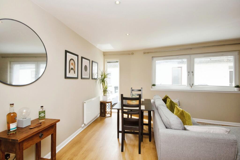 Additional image 6 of Balmoral Terrace, Aberdeen, AB10