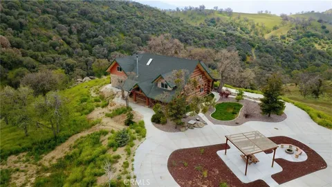 15956 High Gun Drive, Tehachapi, CA 93561