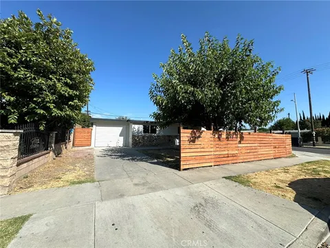 102 N Winton Avenue, La Puente, CA 91744