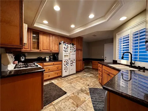 21205 Serra Vista, Lake Forest, CA 92630