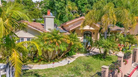 3946 Knobhill Drive, Sherman Oaks, CA 91423