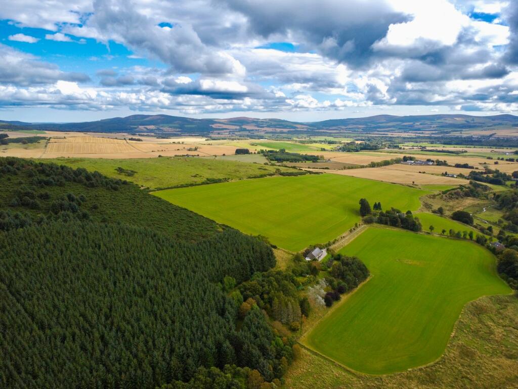 Additional image 5 of Tullynessle, Alford, AB33