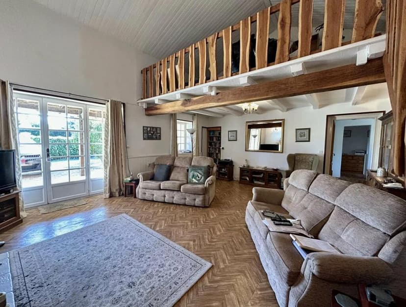 Additional image 2 of Poitou-Charentes, Deux-Sèvres, St-Coutant, France