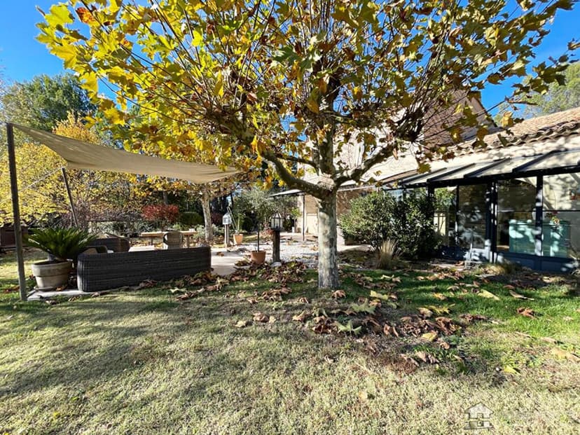 Additional image 2 of Provence-Alps-Cote d`Azur, Bouches-du-Rhône, Rognes, France